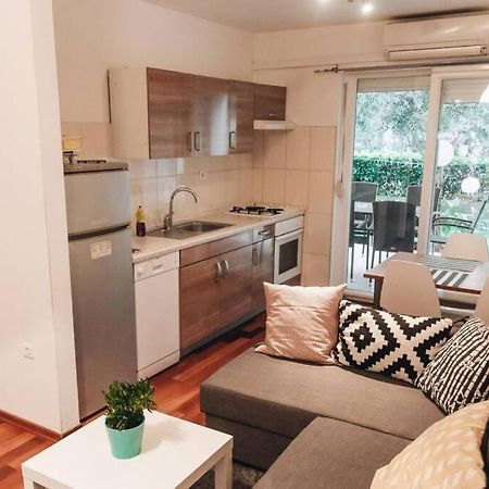Cosy Apartment In A Quiet Neighborhood Zadar Exteriör bild