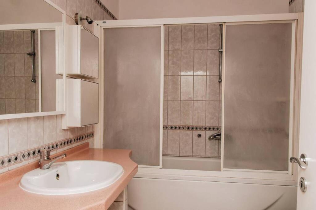 Cosy Apartment In A Quiet Neighborhood Zadar Exteriör bild